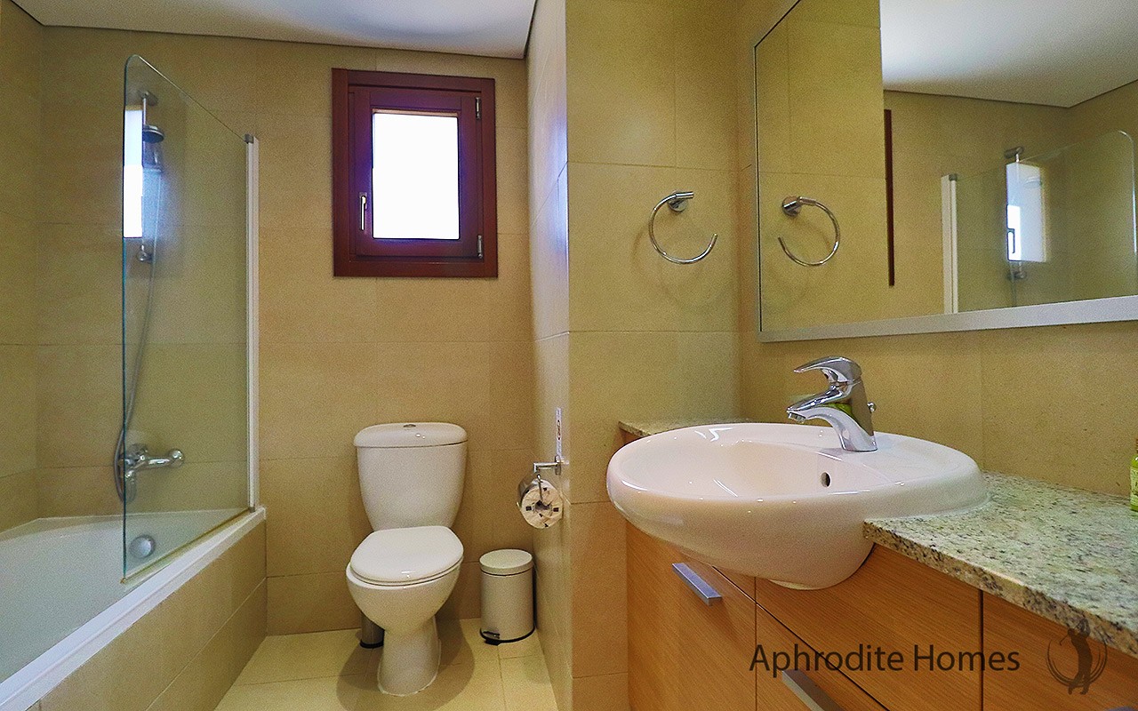 AH366P - 2-bed Luxury Apartment