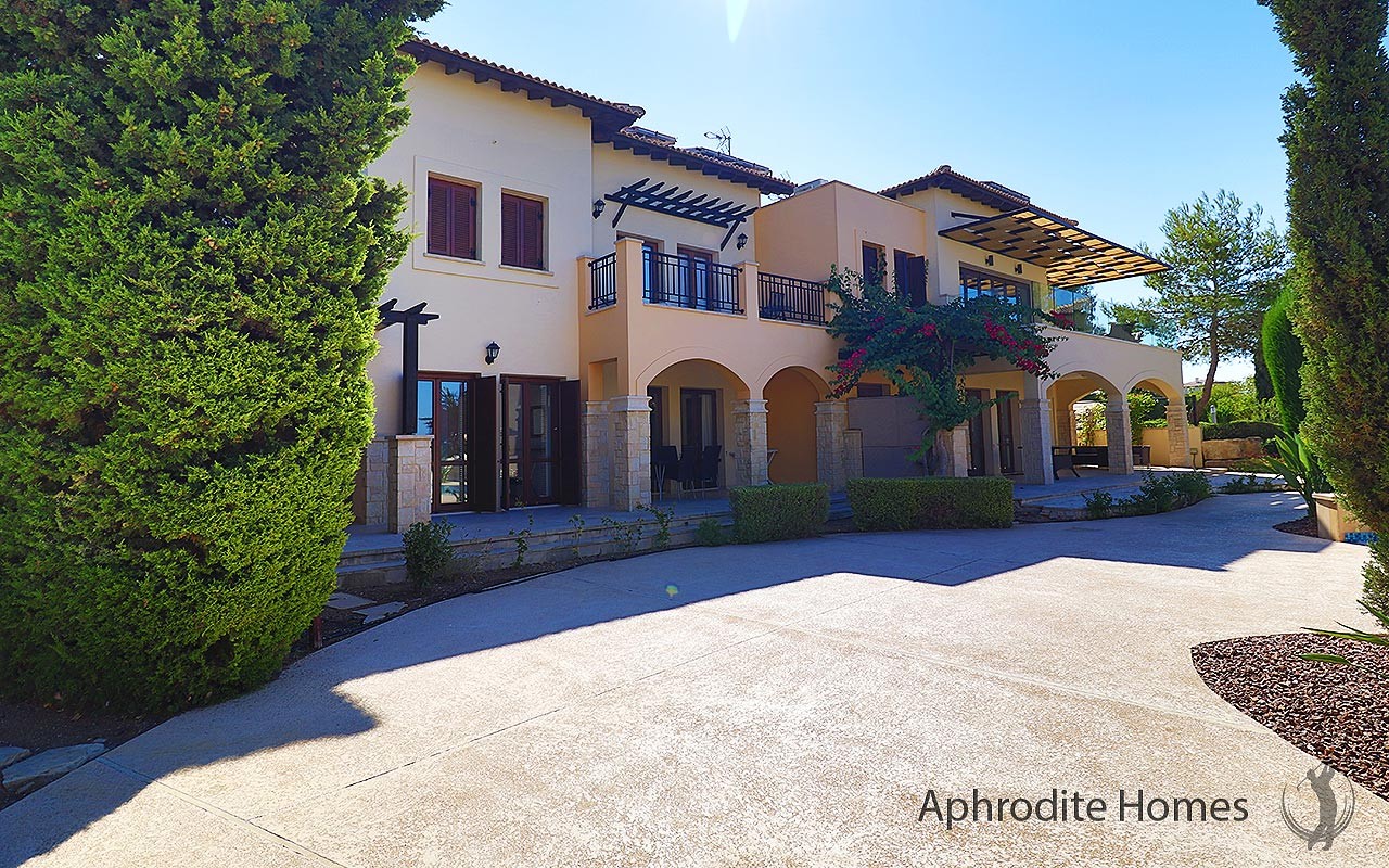 AH366P - 2-bed Luxury Apartment