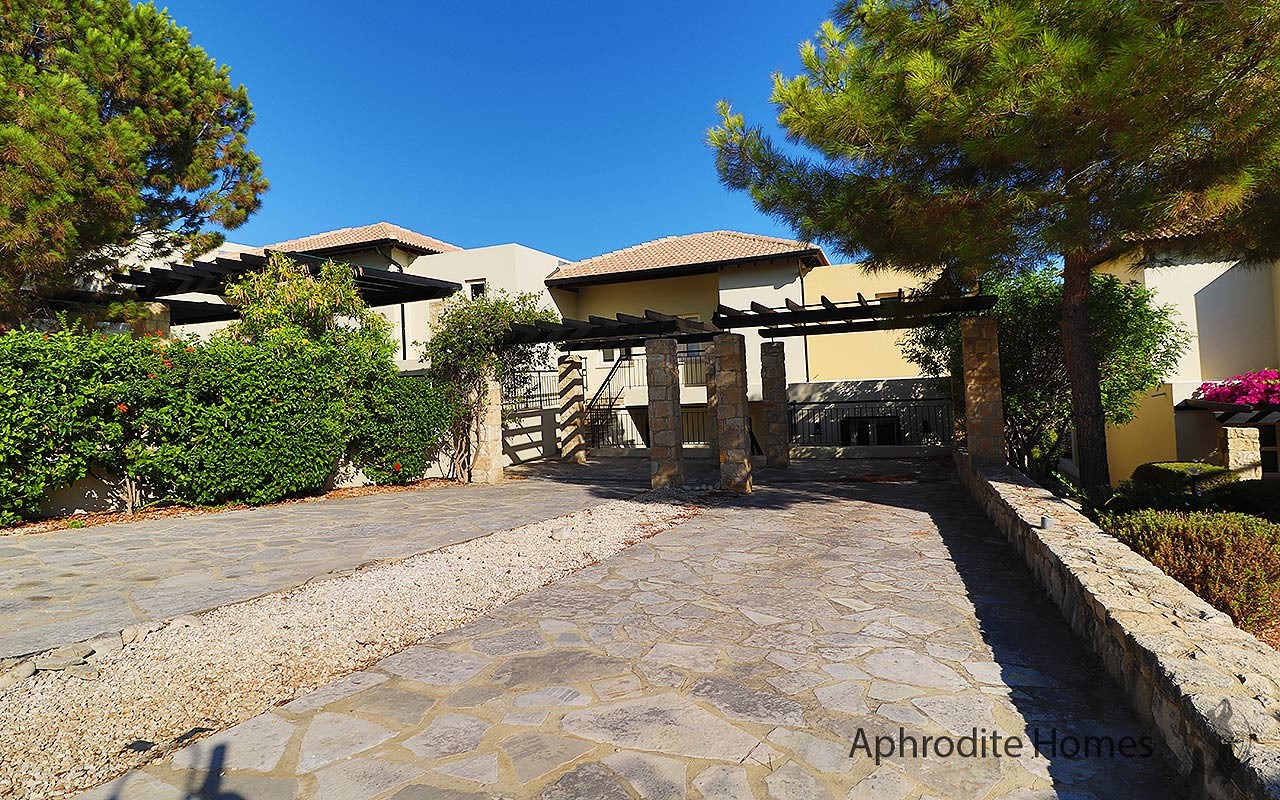 AH367P - 2-Bed Luxury Apartment