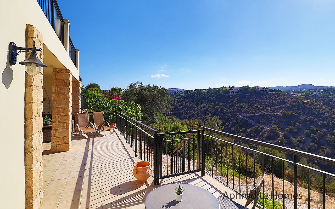 AH367P - 2-Bed Luxury Apartment