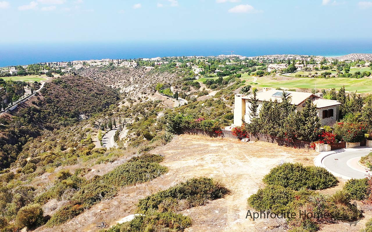 AH369V - Luxury Piece of Land