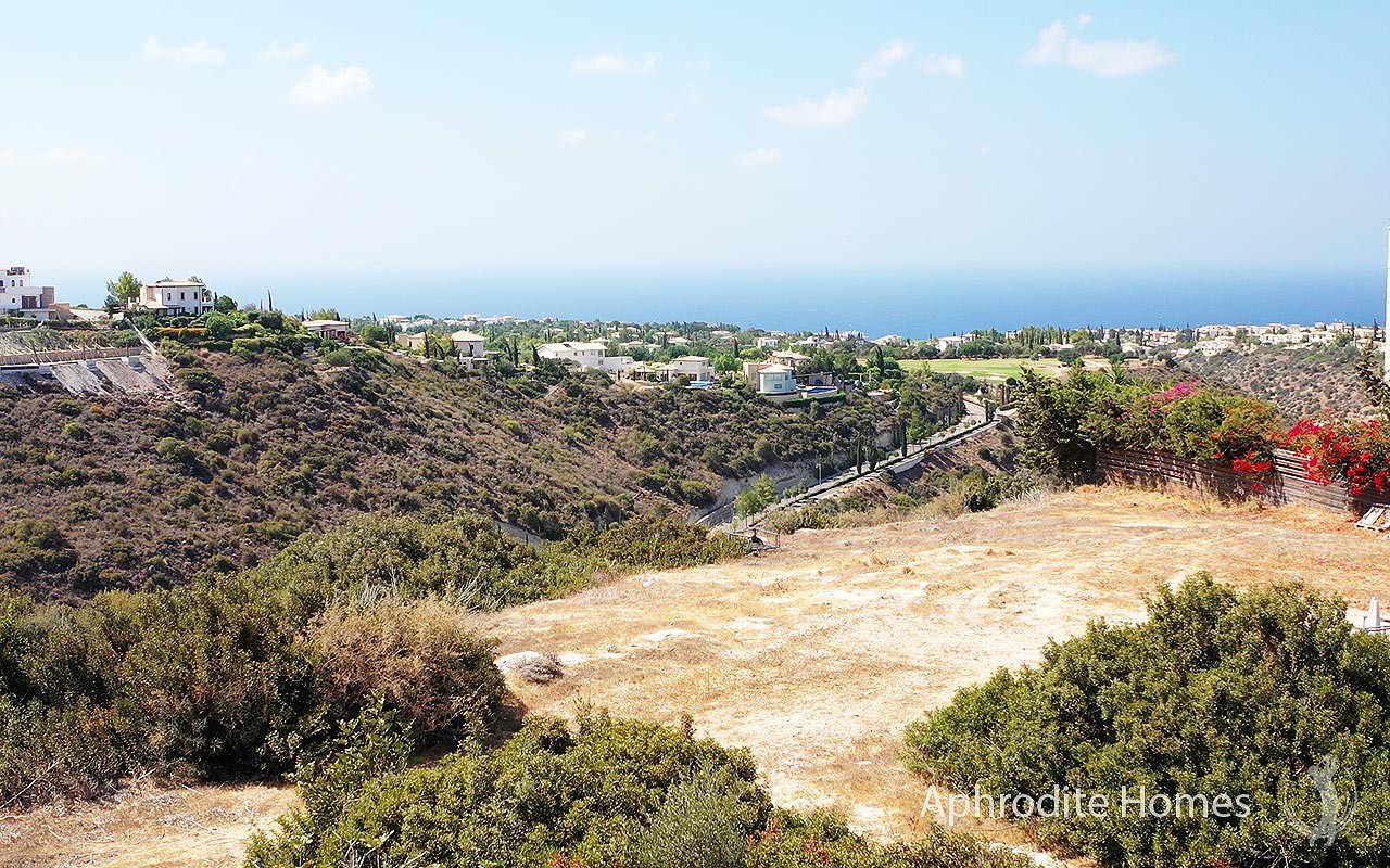 AH369V - Luxury Piece of Land