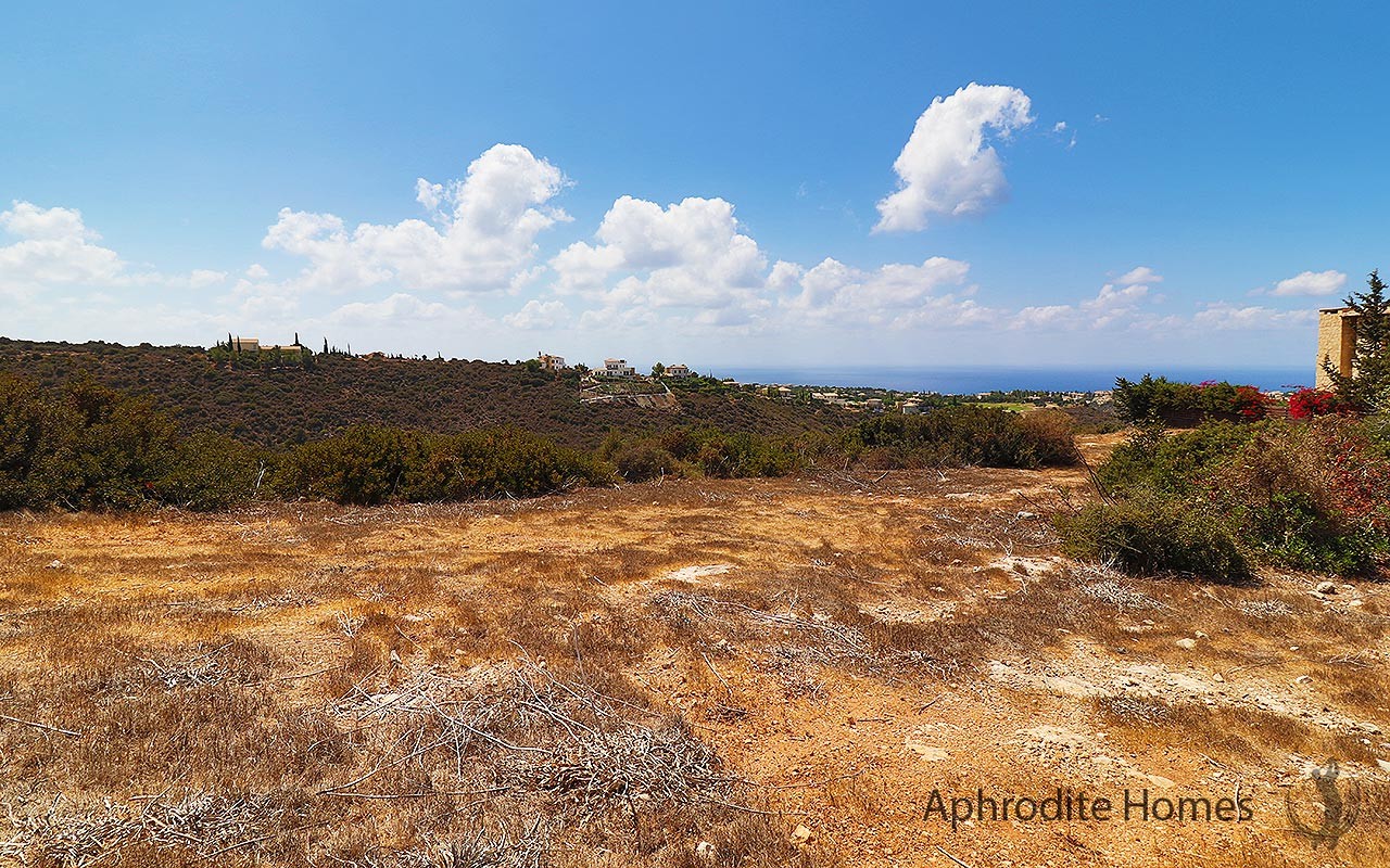 AH369V - Luxury Piece of Land