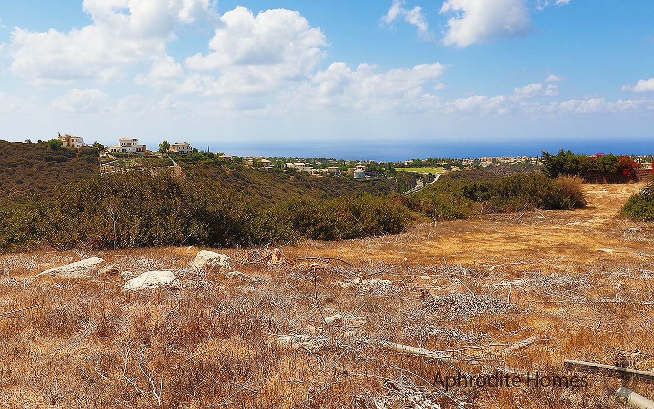 AH369V - Luxury Piece of Land