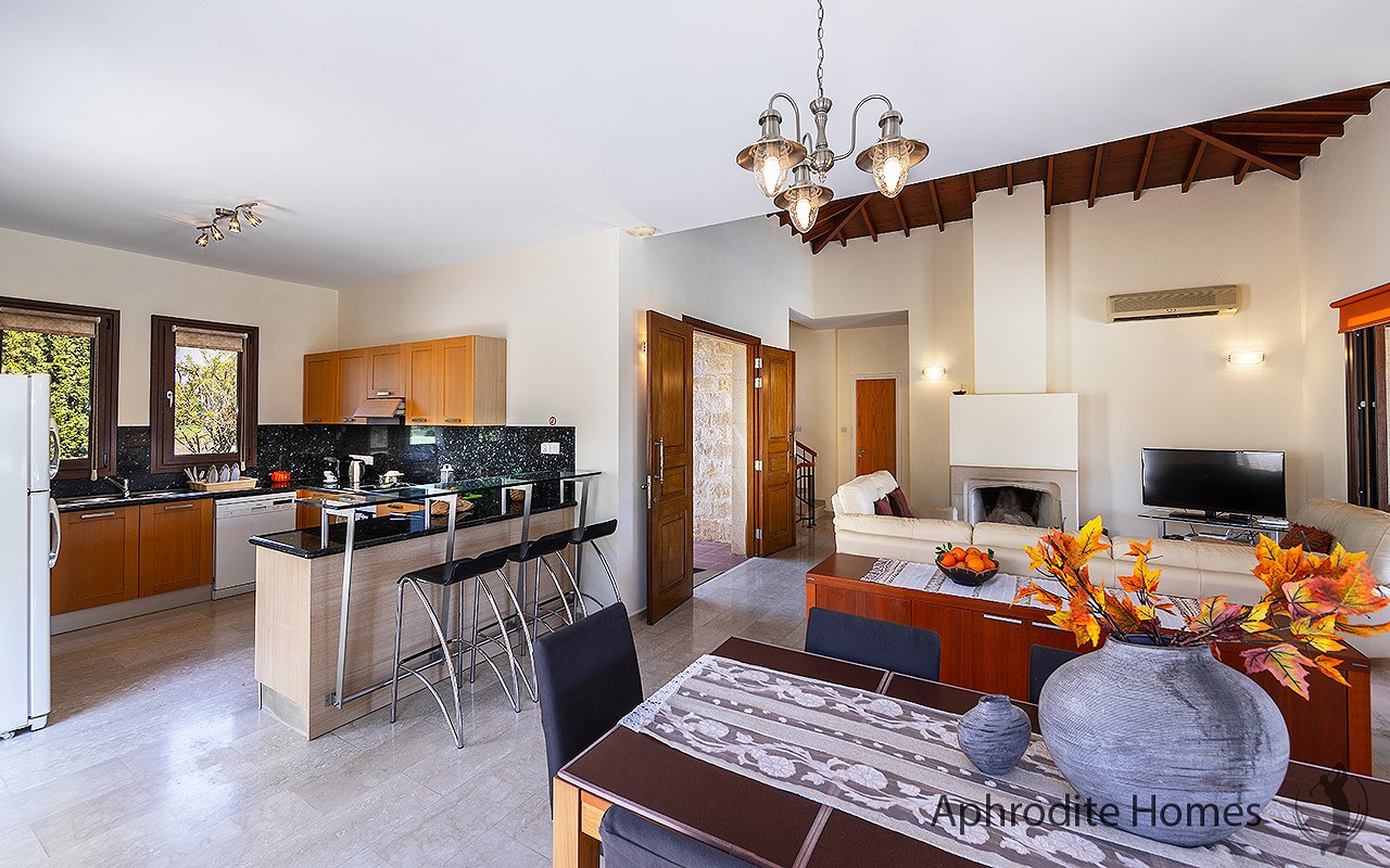 AH371V - 3-Bed Luxury Detached Villa