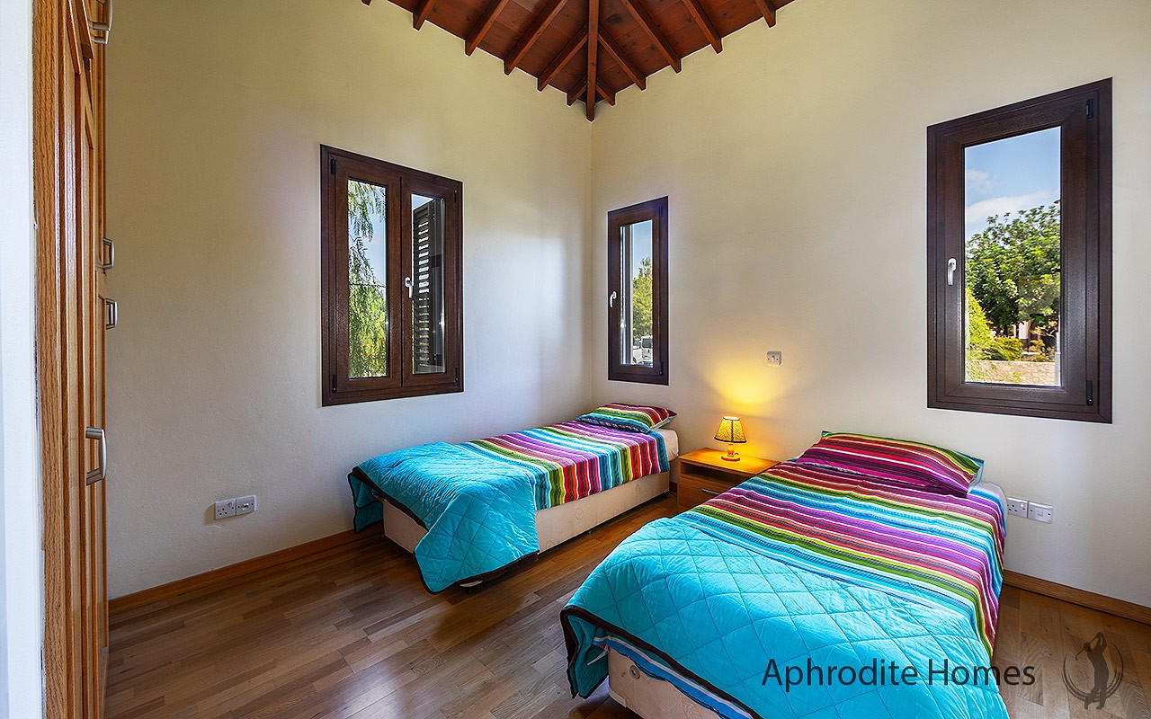 AH371V - 3-Bed Luxury Detached Villa