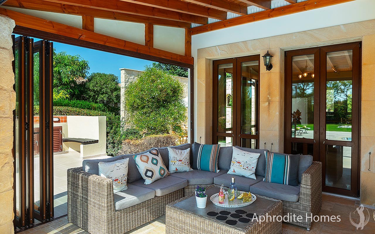 AH371V - 3-Bed Luxury Detached Villa