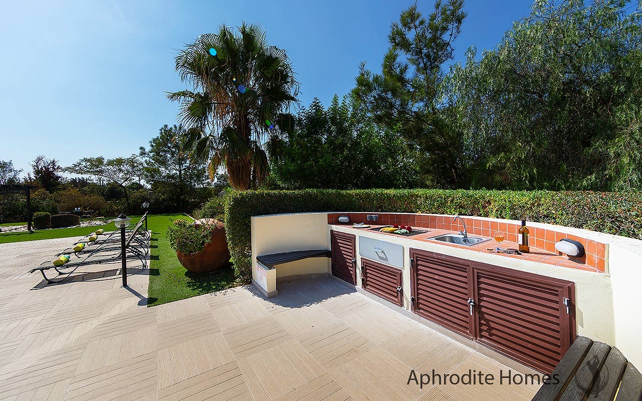 AH371V - 3-Bed Luxury Detached Villa