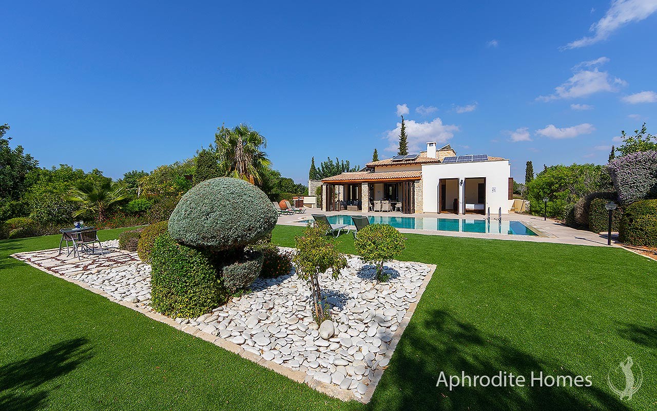 AH371V - 3-Bed Luxury Detached Villa