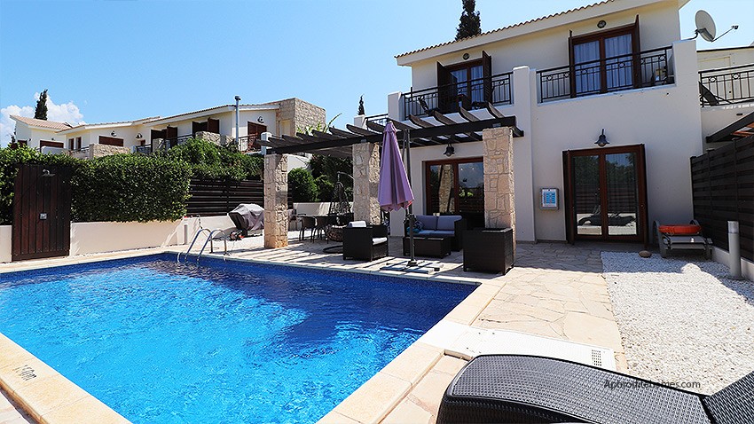 AH295P - 3-Bed Luxury Townhouse