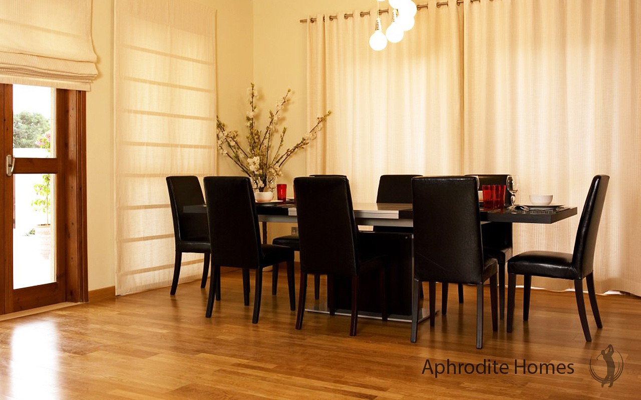 AH175V - 4-Bed Luxury Detached Villa