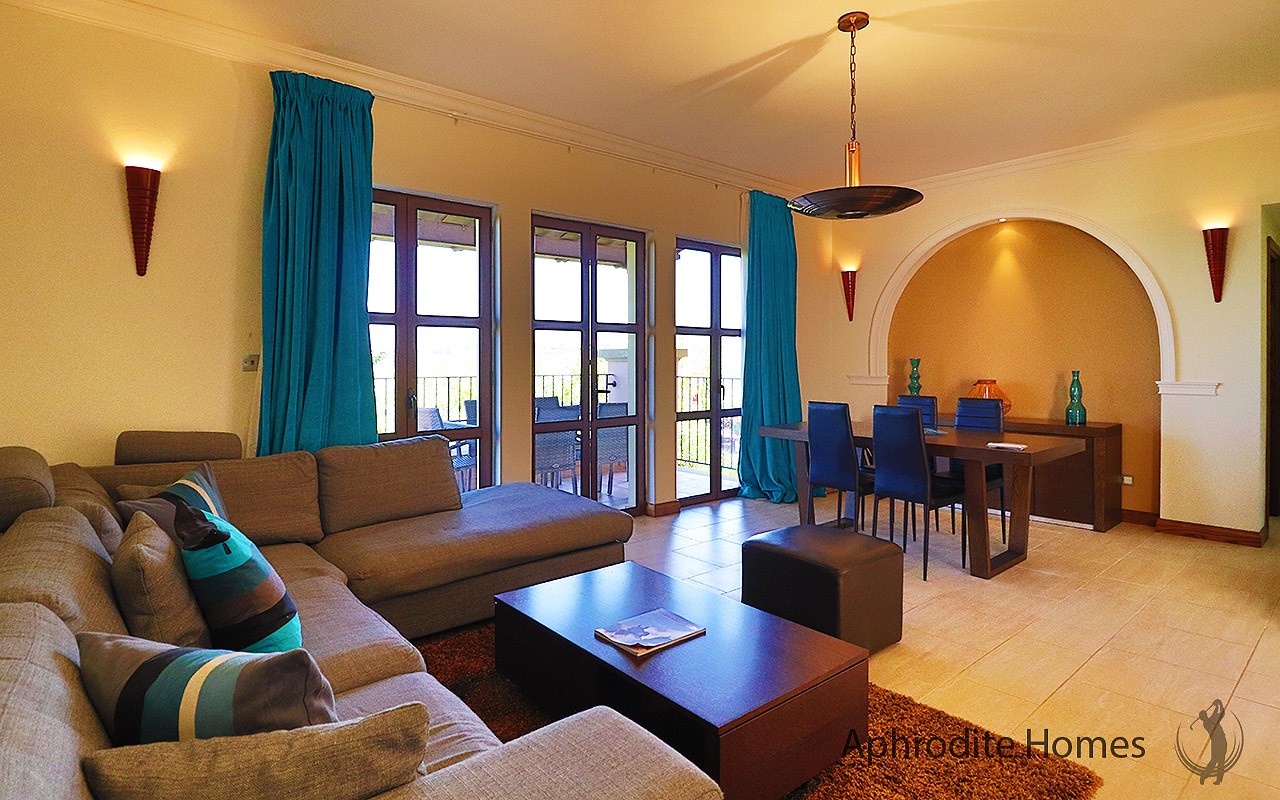 AH380P - 2-Bed Luxury Apartment