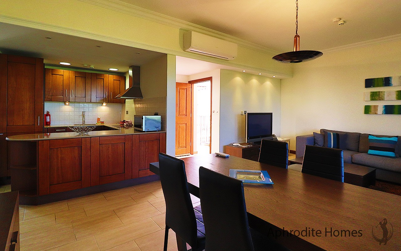 AH380P - 2-Bed Luxury Apartment