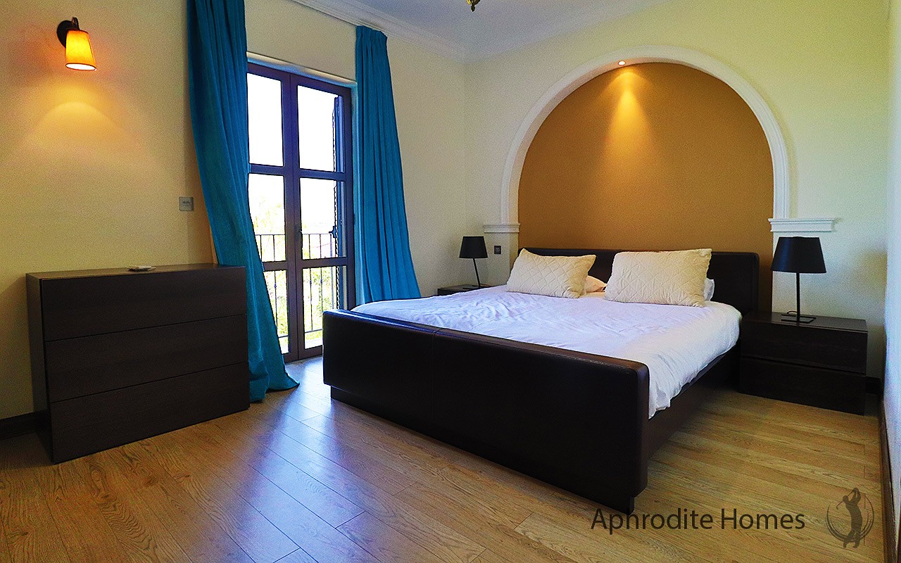 AH380P - 2-Bed Luxury Apartment