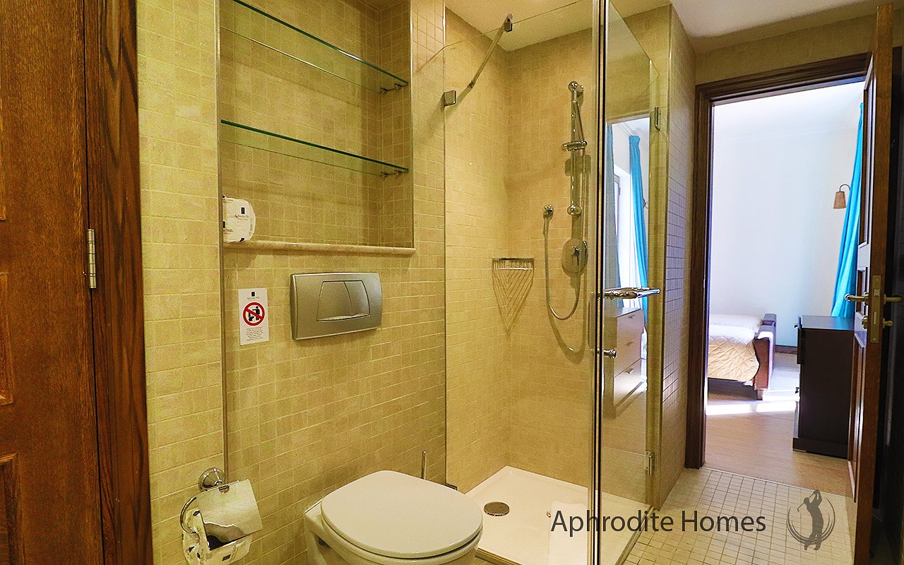 AH380P - 2-Bed Luxury Apartment