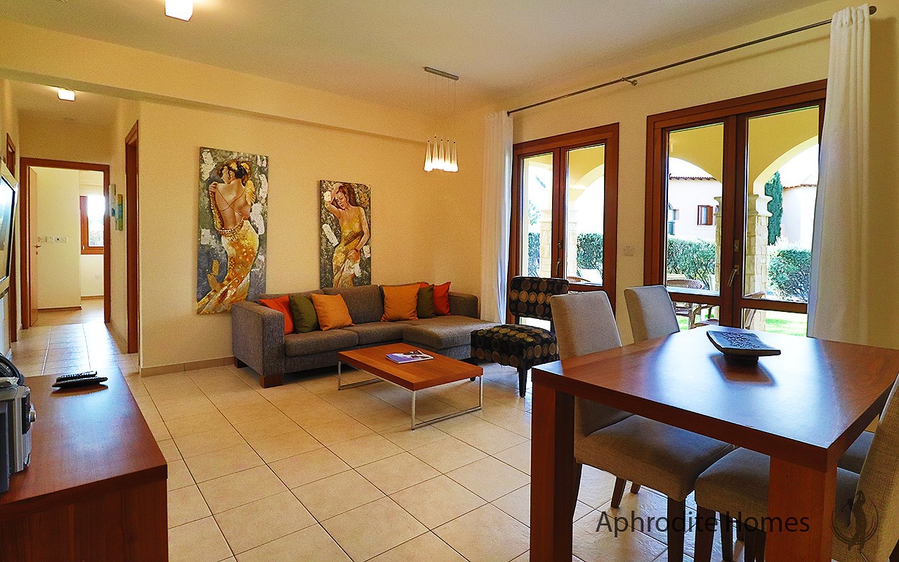AH387P - 2-Bed Luxury Apartment
