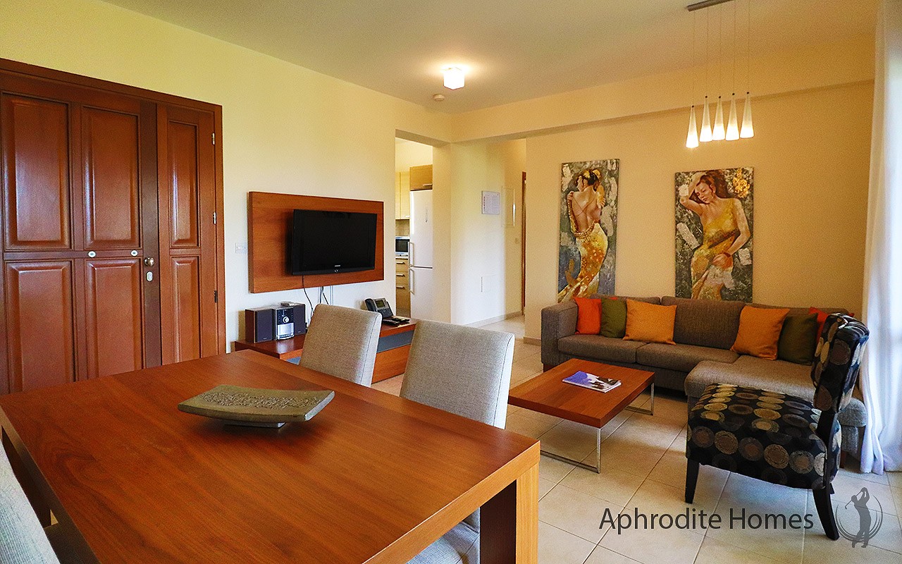 AH387P - 2-Bed Luxury Apartment
