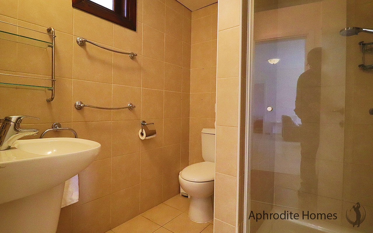 AH389P - 2-Bed Luxury Apartment