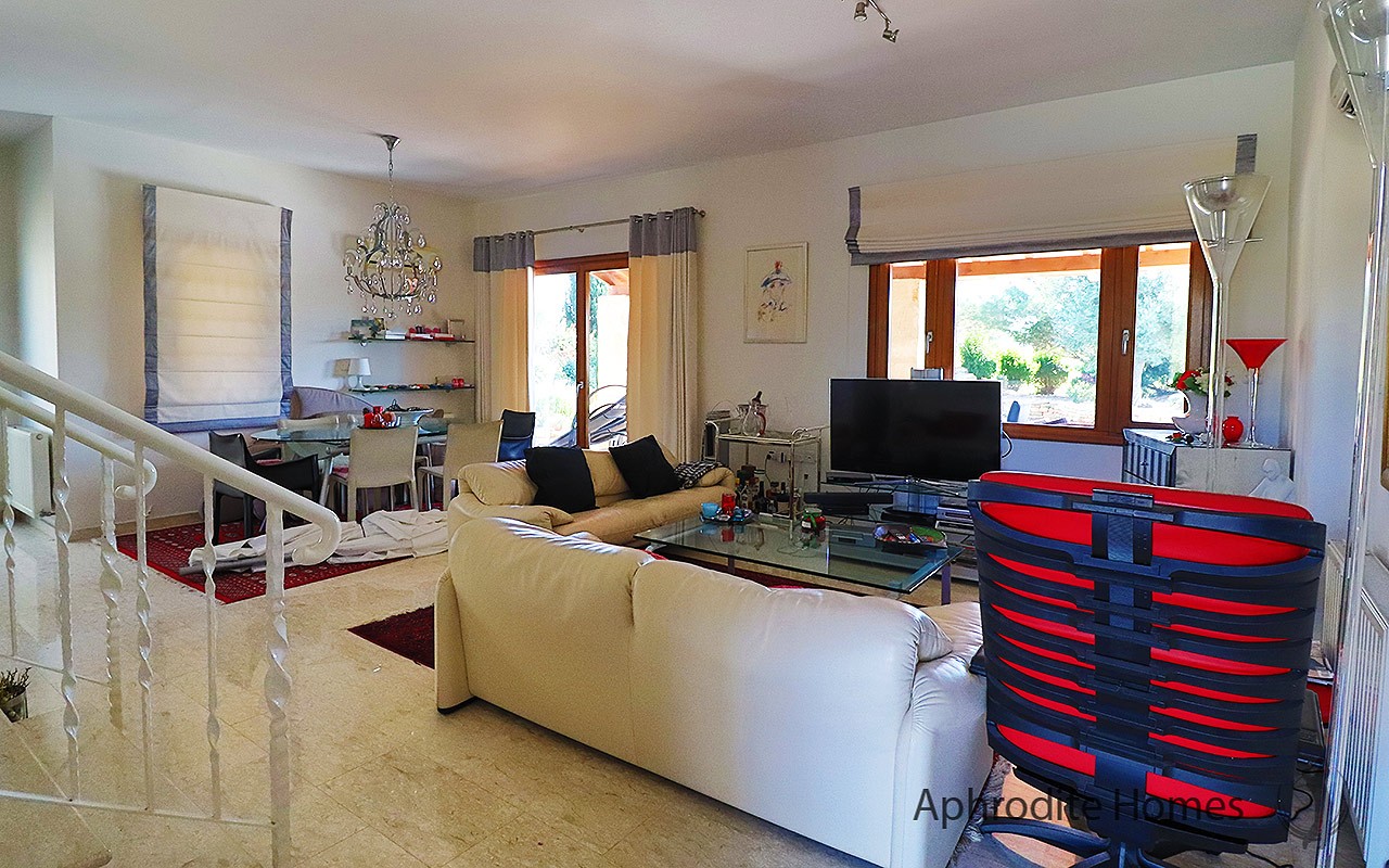 AH390V - 3-Bed Luxury Detached Villa