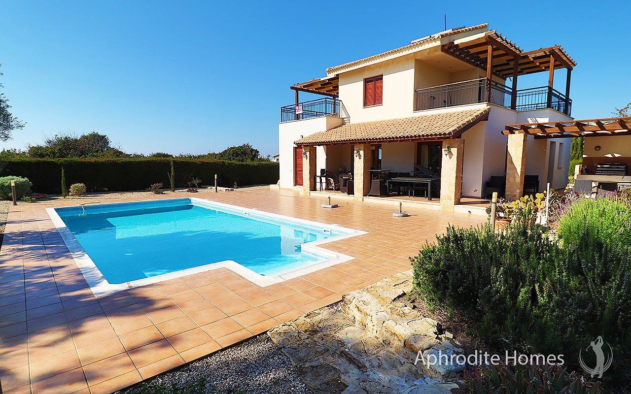 AH390V - 3-Bed Luxury Detached Villa