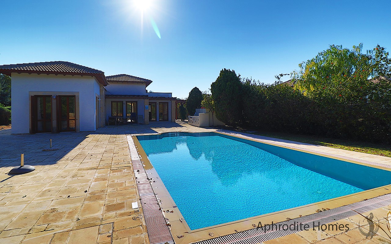 AH392V - 3/4 Bed Luxury Detached Villa