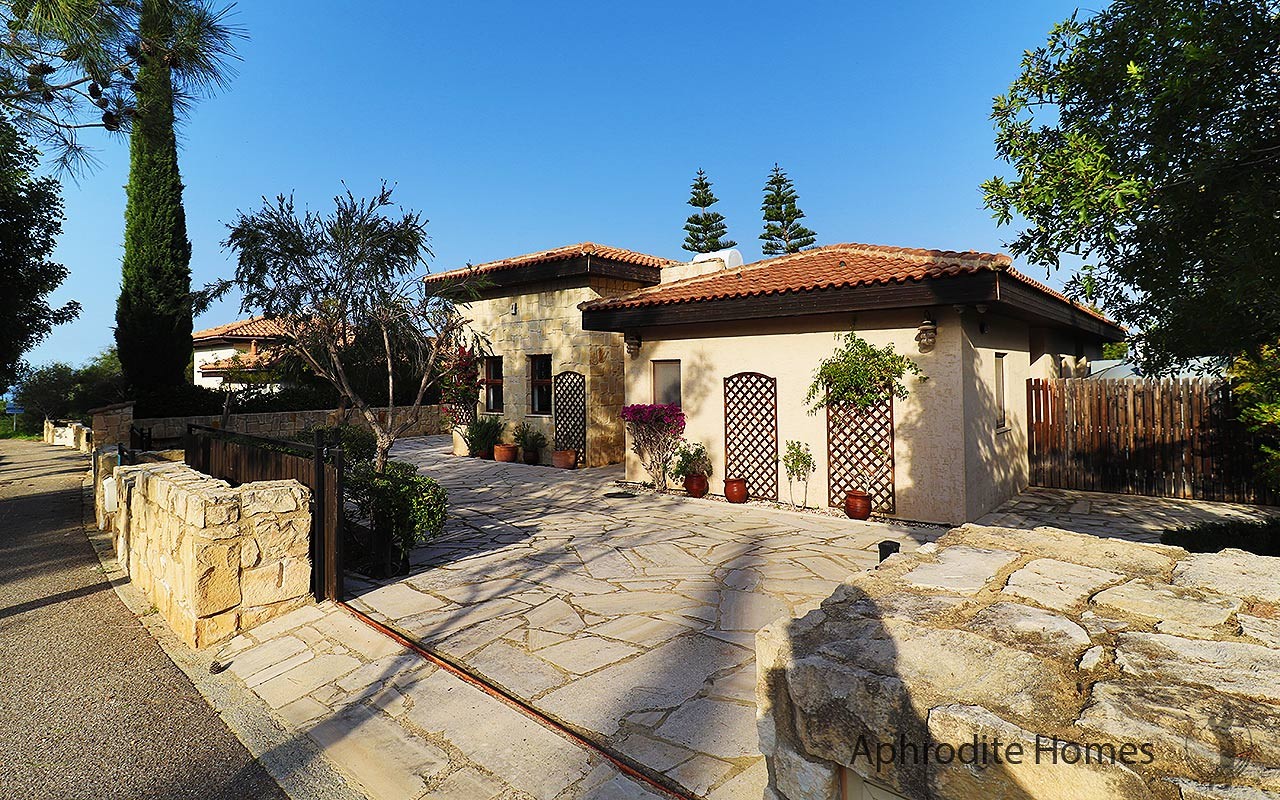 AH396V 3-Bed Luxury Detached Villa
