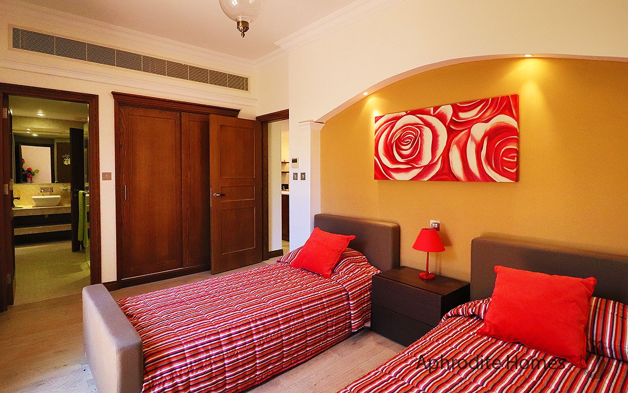AH398P - 2-Bed Luxury Apartment