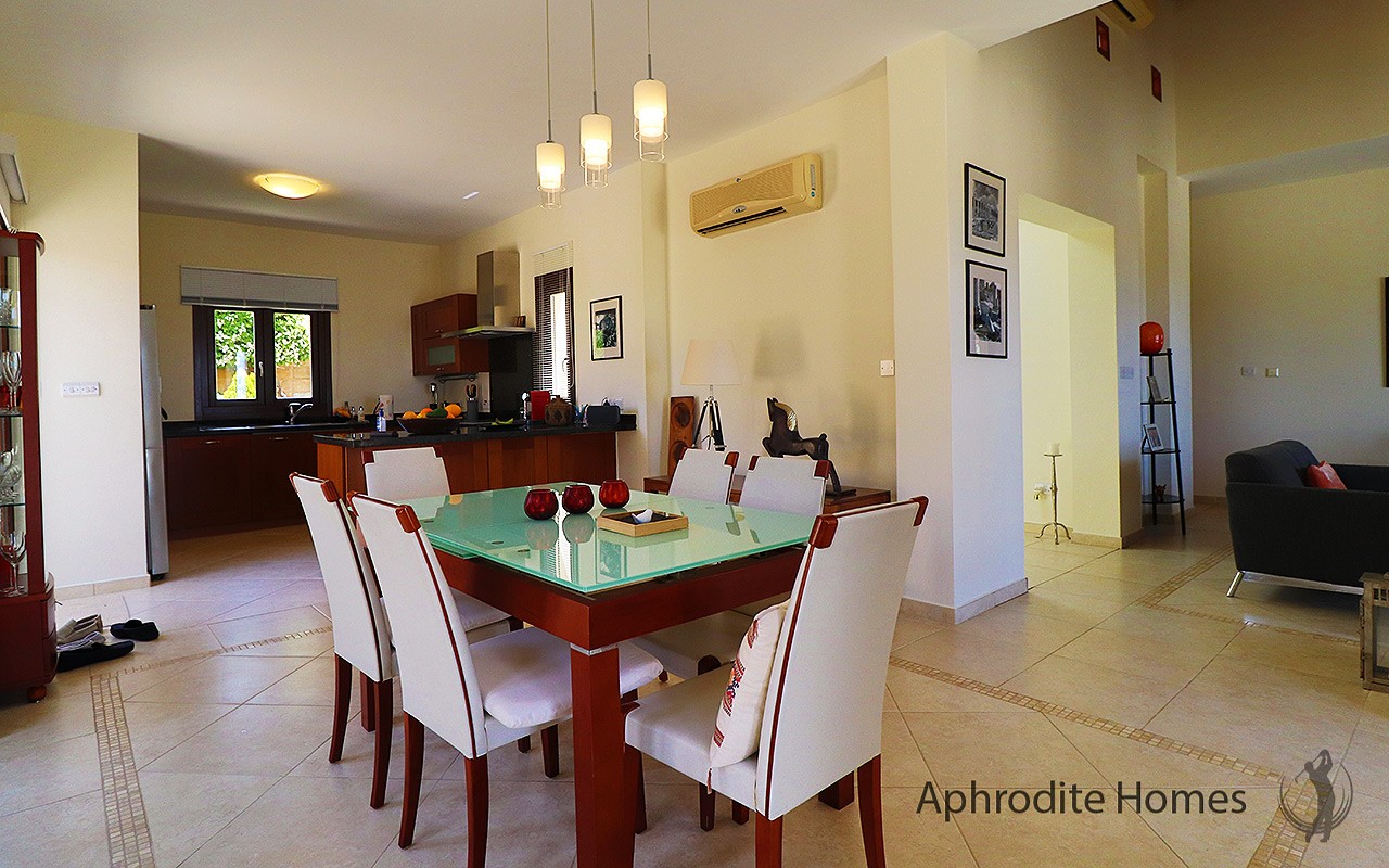 AH399V - 4-Bed Luxury Detached Villa