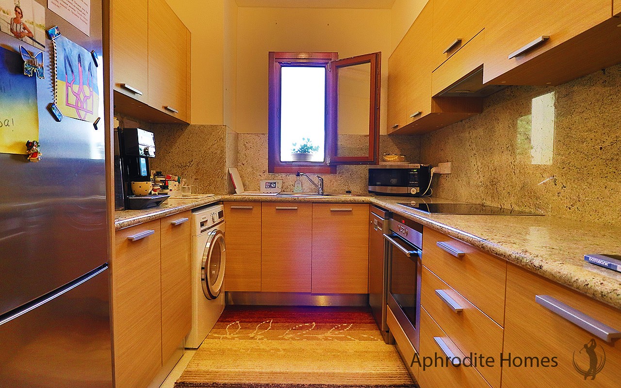 AH400P - 3-Bed Luxury Apartment