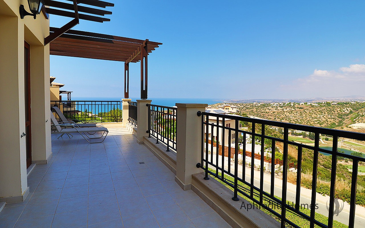 AH335P - 2-Bed Luxury Apartment