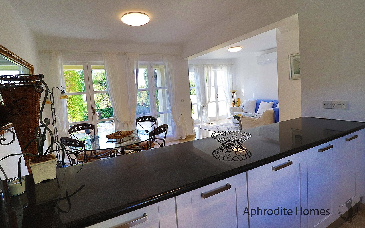 AH413P - 2-Bed Luxury Townhouse