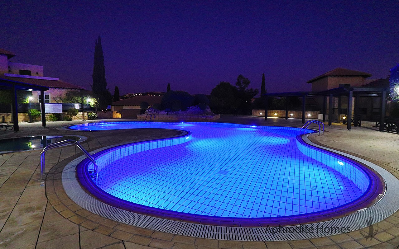 AH413P - 2-Bed Luxury Townhouse