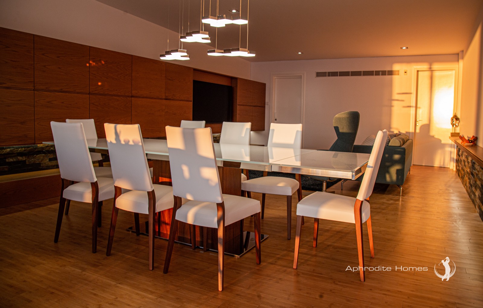 Villa For Sale  in  Aphrodite Hills