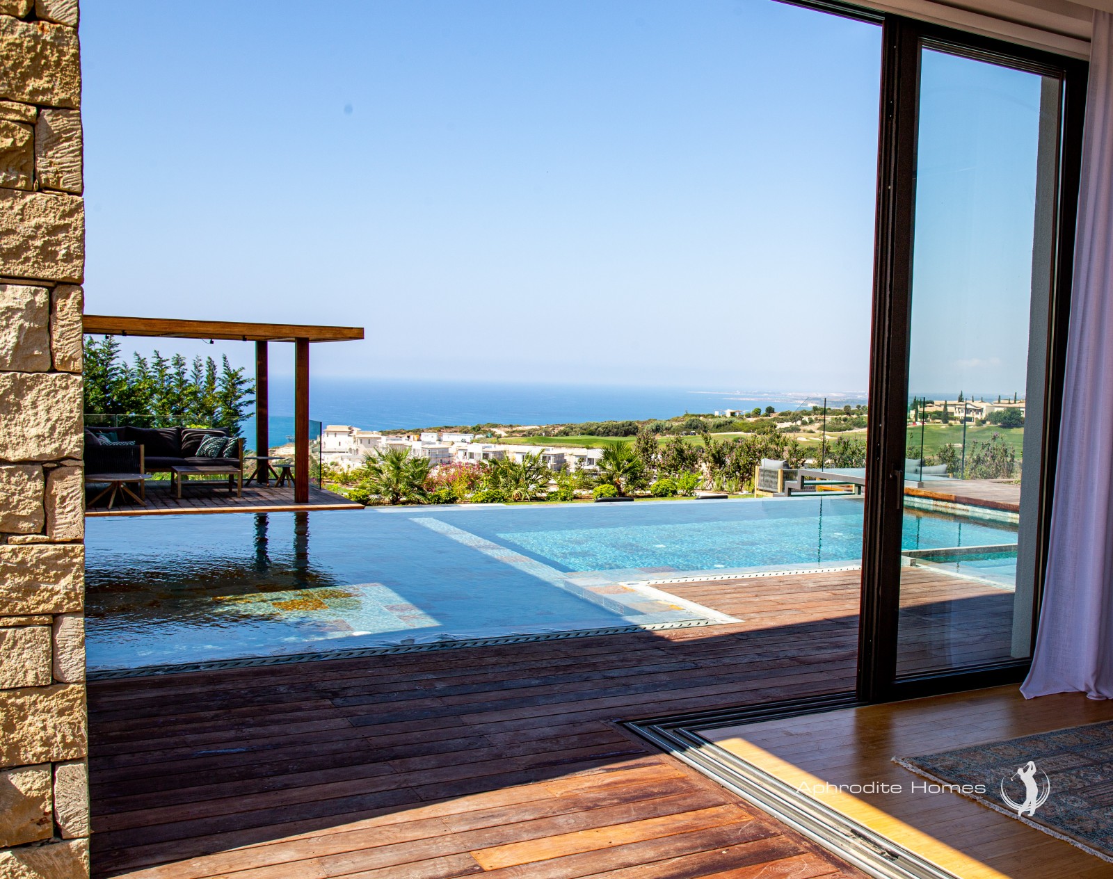 Villa For Sale  in  Aphrodite Hills