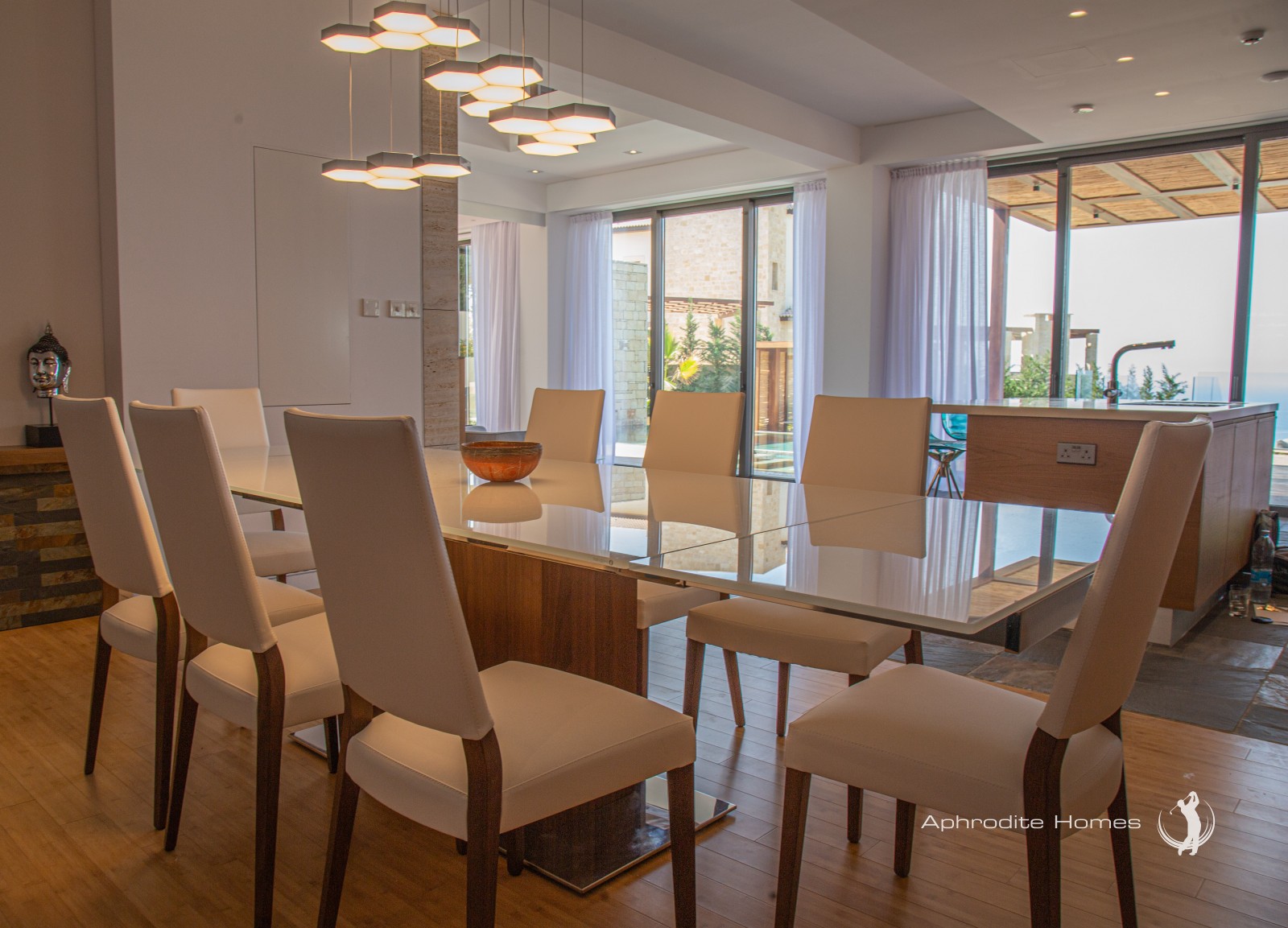 Villa For Sale  in  Aphrodite Hills