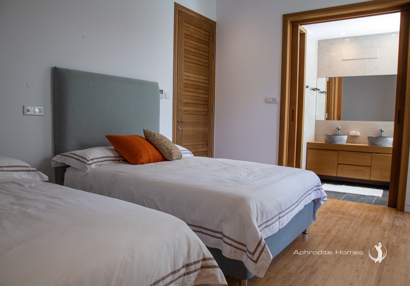 Villa For Sale  in  Aphrodite Hills