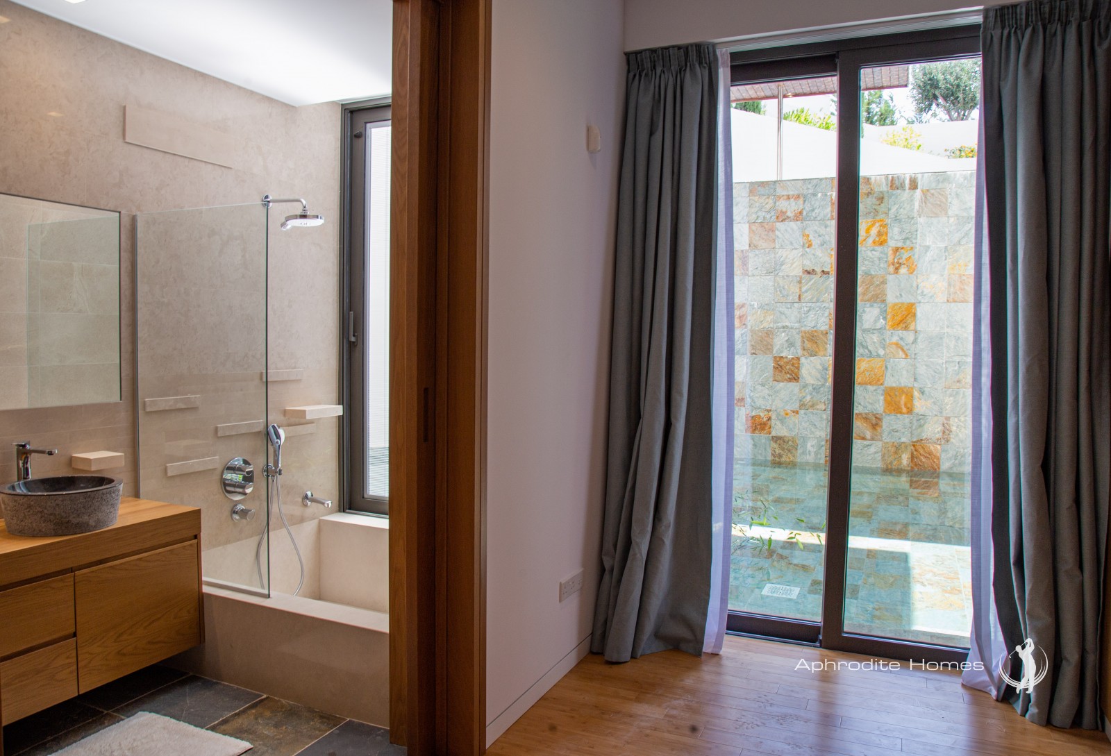 Villa For Sale  in  Aphrodite Hills