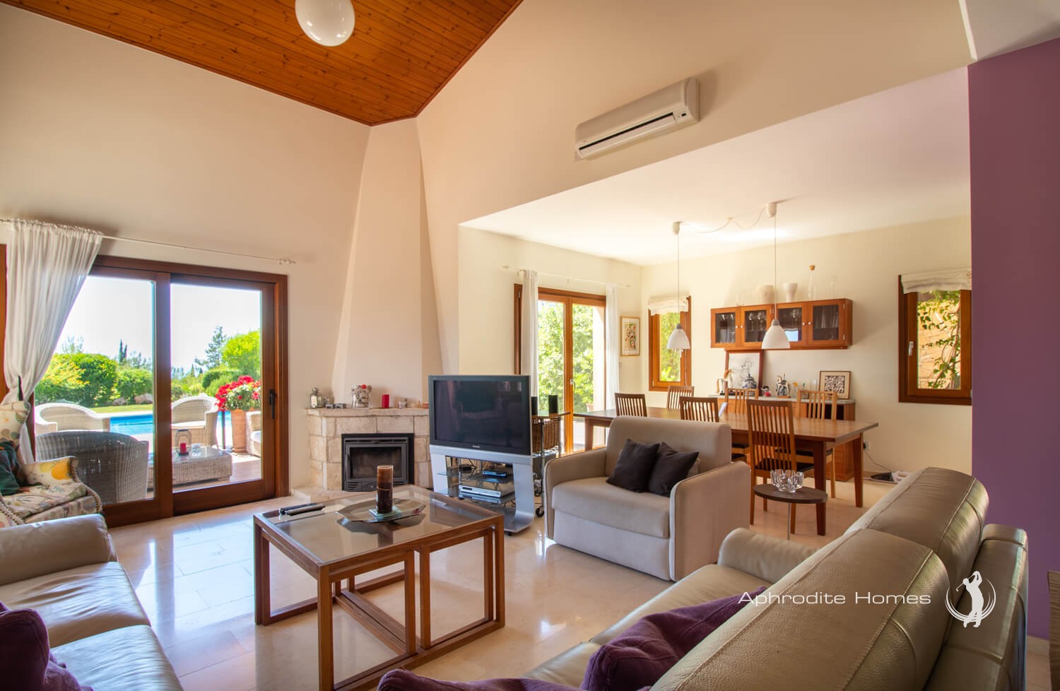 Villa For Sale  in  Aphrodite Hills