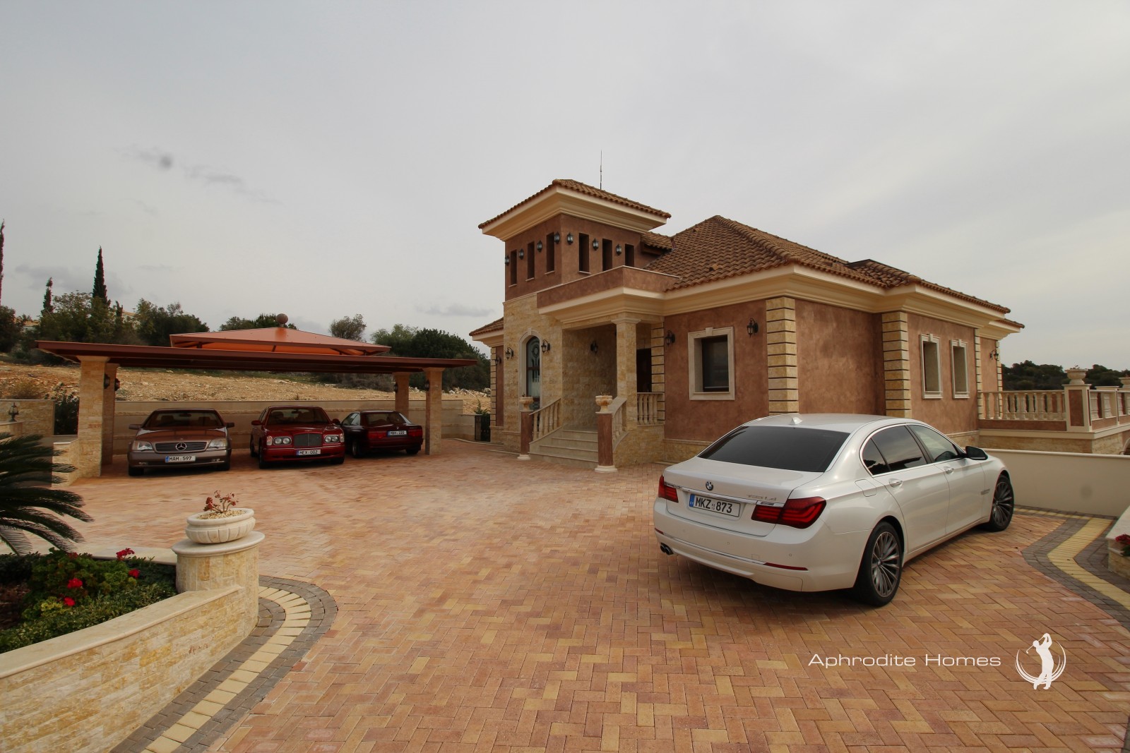 Villa For Sale  in  Aphrodite Hills