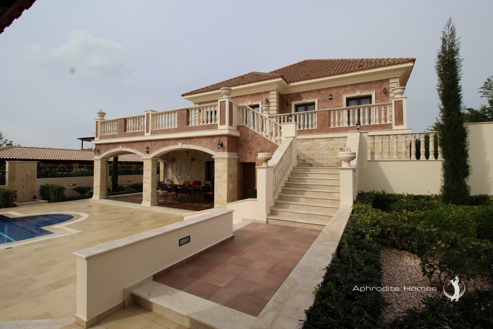 Villa For Sale  in  Aphrodite Hills