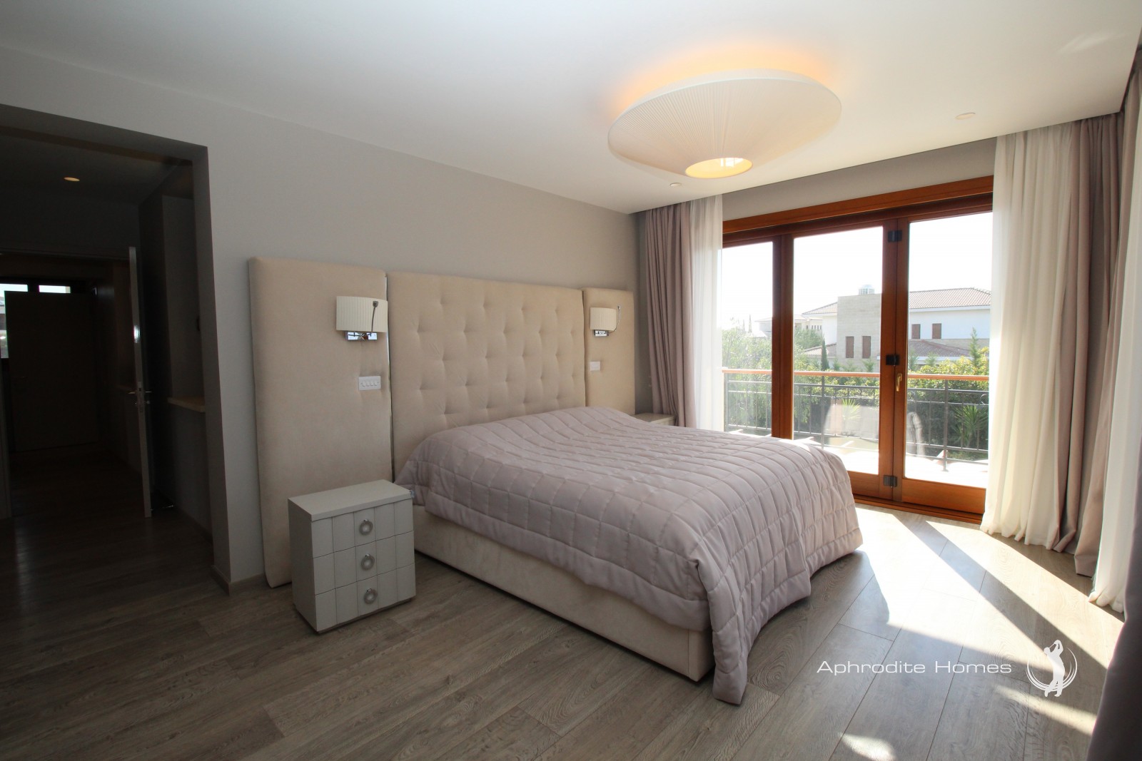 Villa For Sale  in  Aphrodite Hills