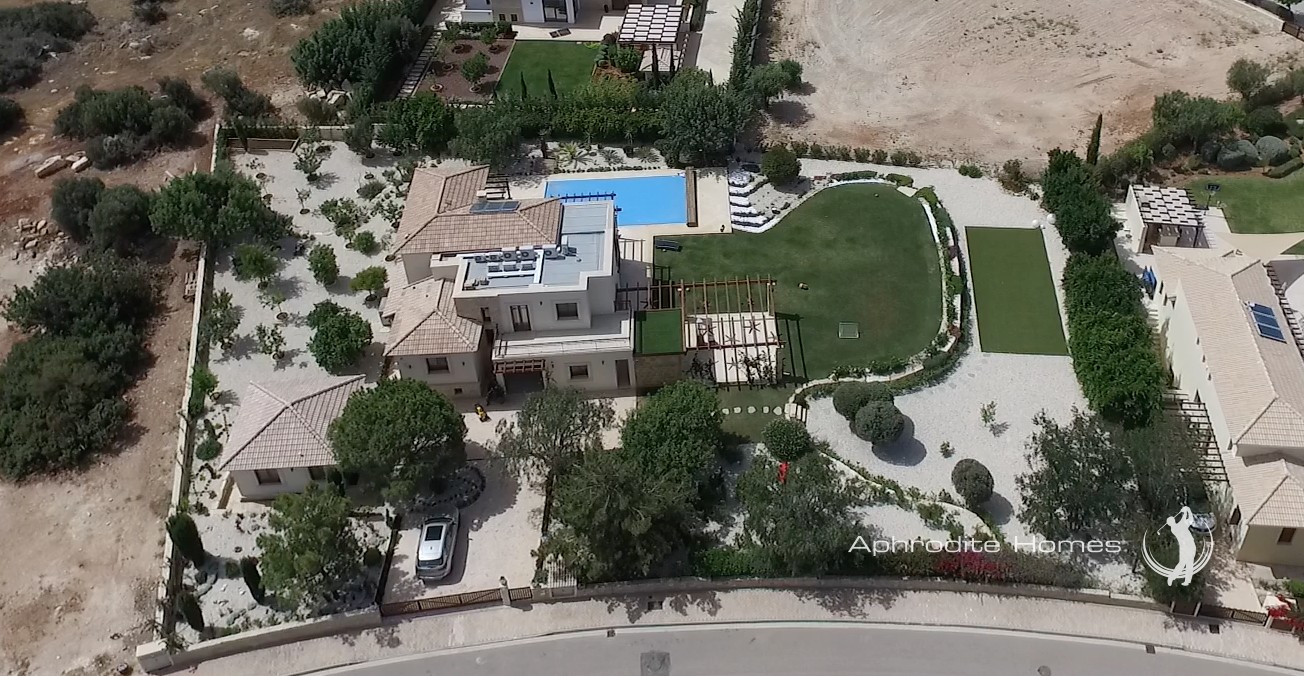 Villa For Sale  in  Aphrodite Hills
