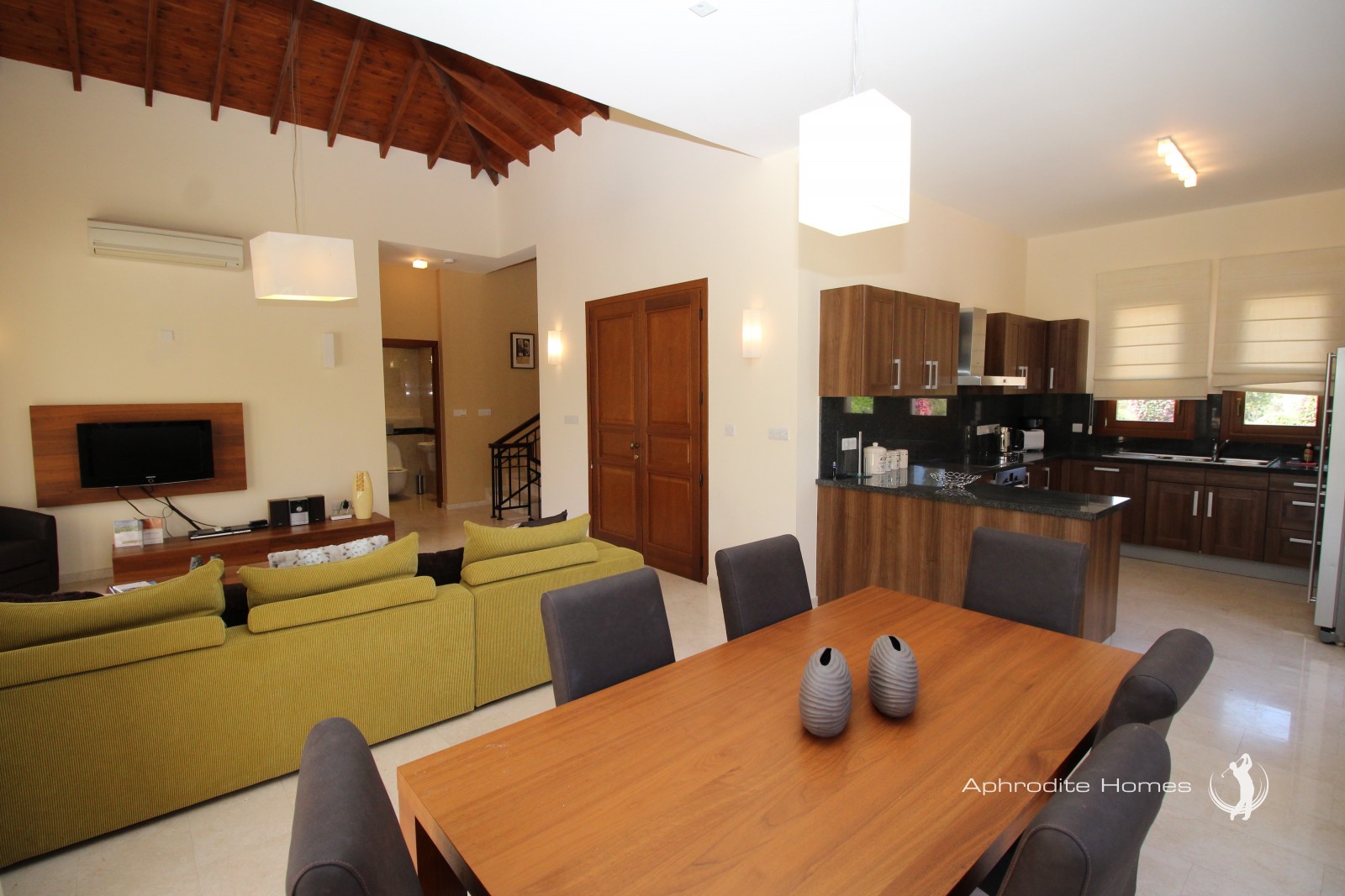 Villa For Sale  in  Aphrodite Hills