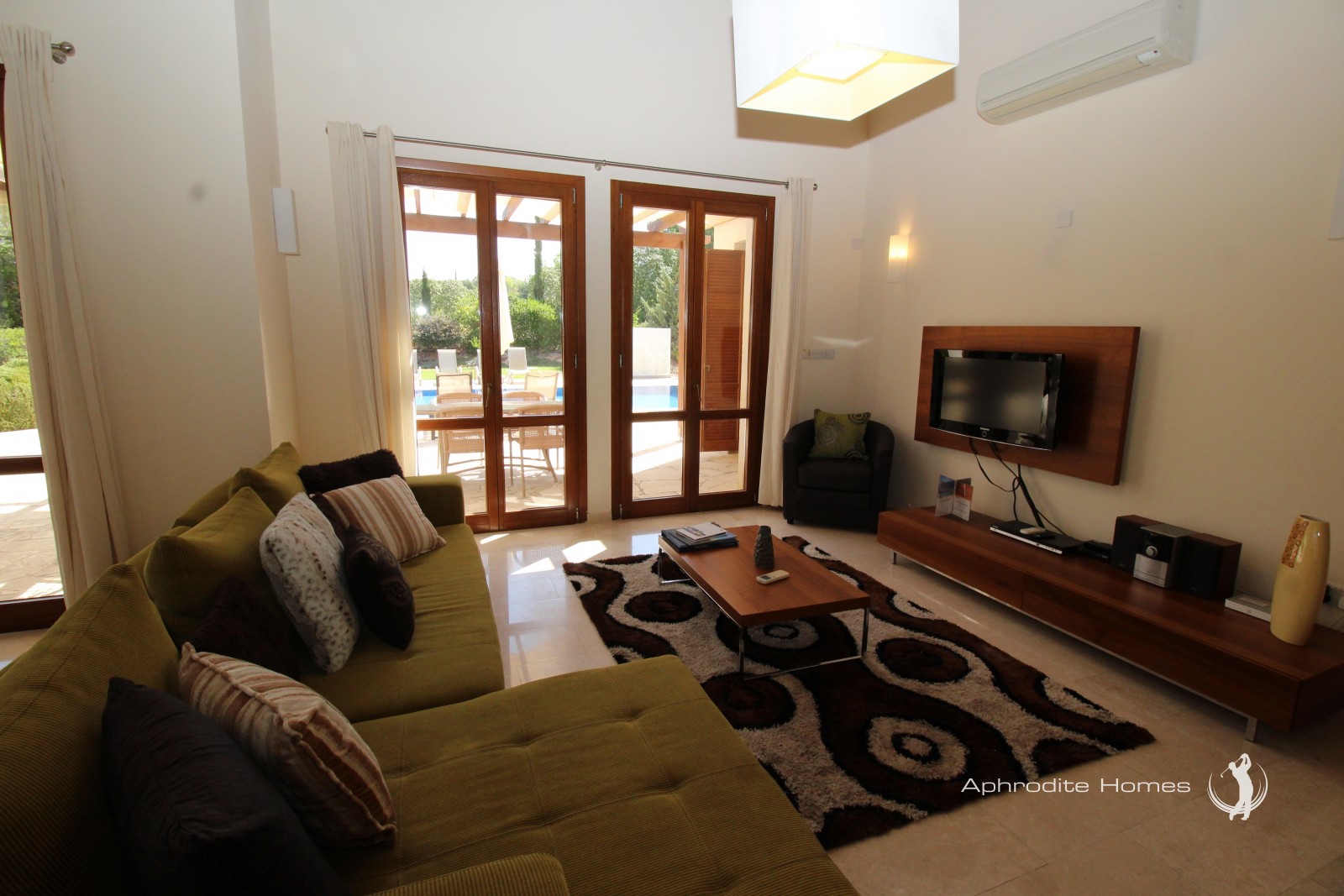 Villa For Sale  in  Aphrodite Hills