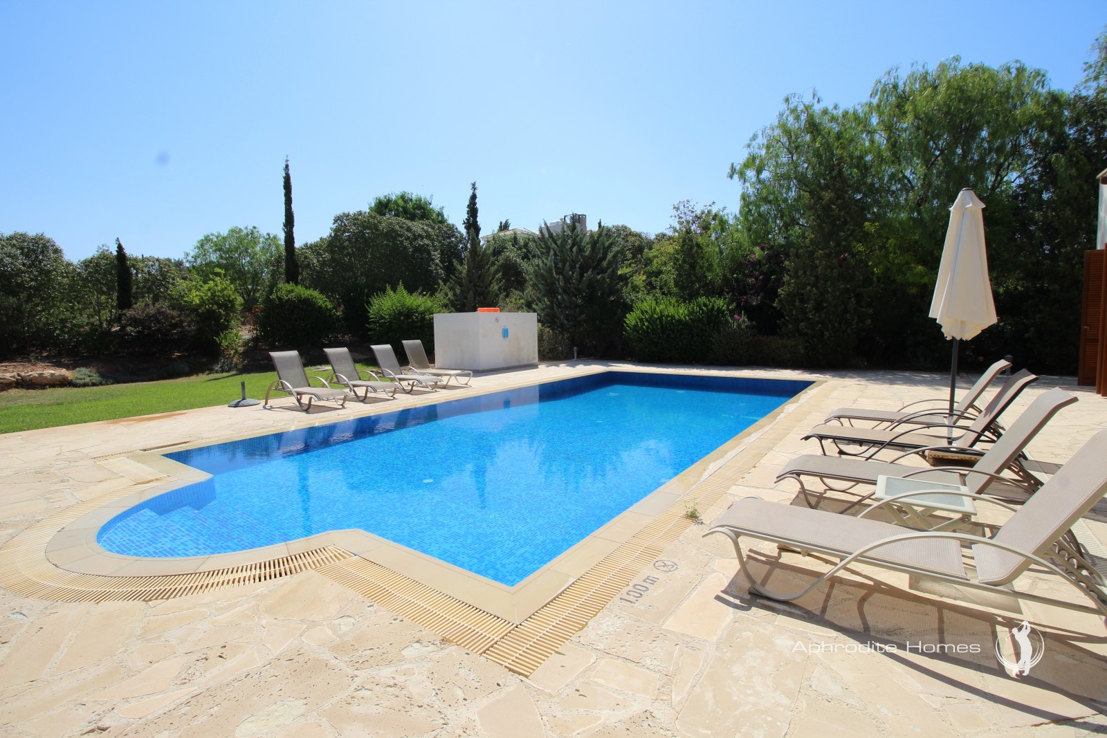 Villa For Sale  in  Aphrodite Hills