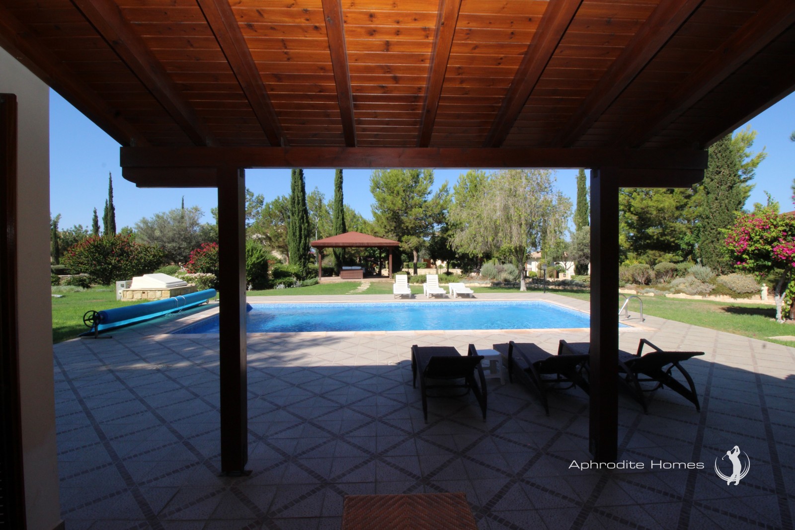 Villa For Sale  in  Aphrodite Hills
