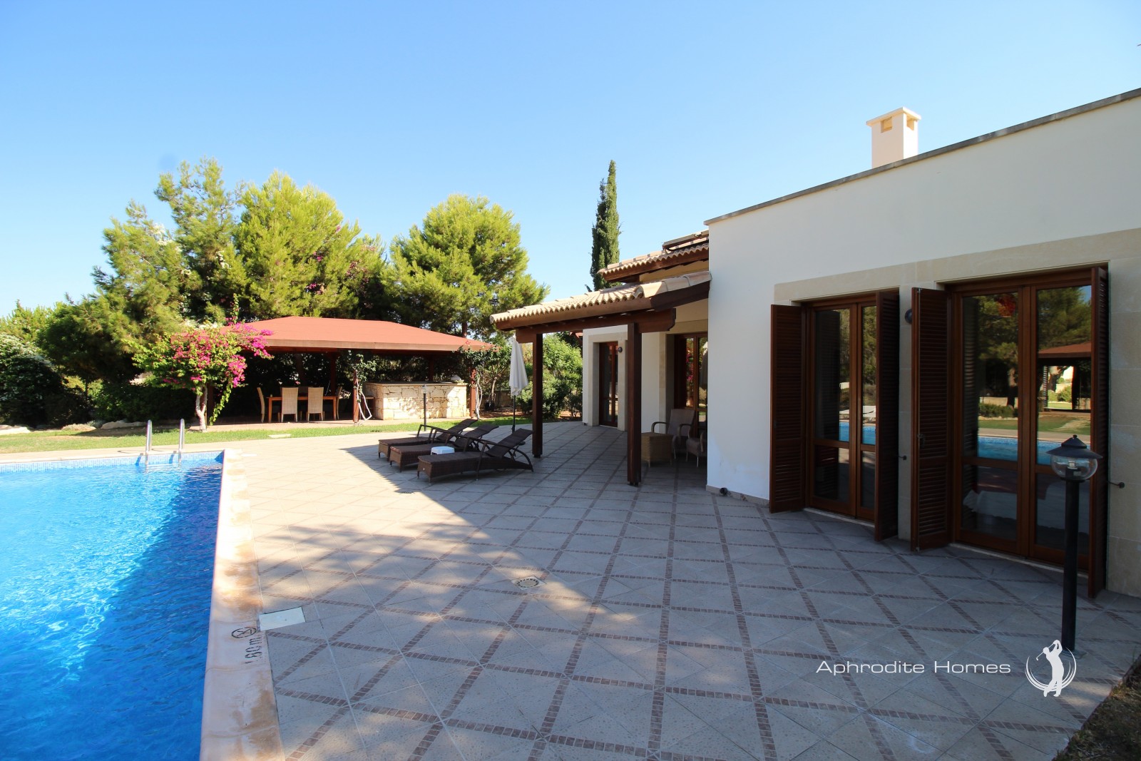 Villa For Sale  in  Aphrodite Hills