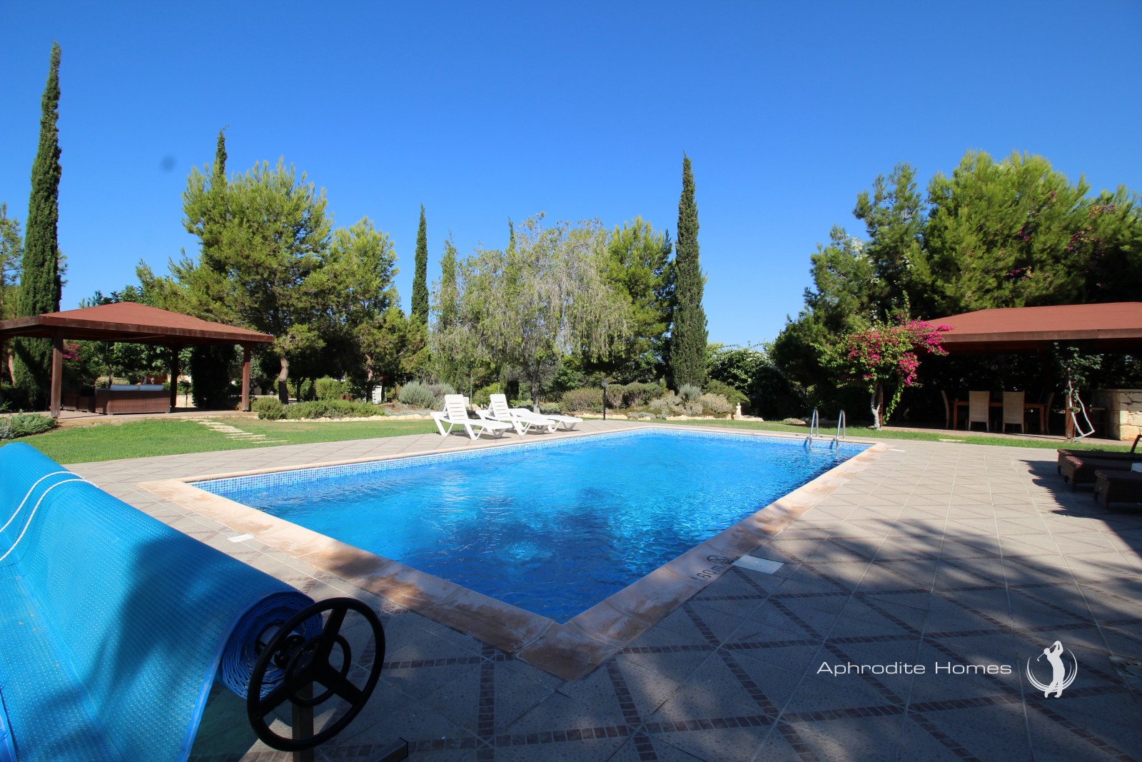 Villa For Sale  in  Aphrodite Hills