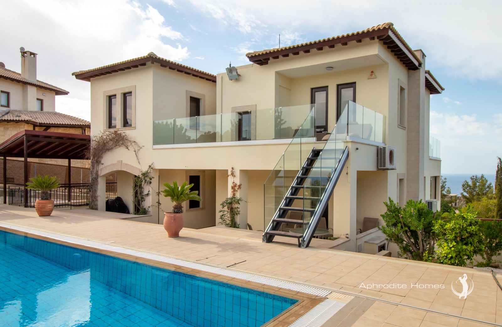 Villa For Sale  in  Aphrodite Hills