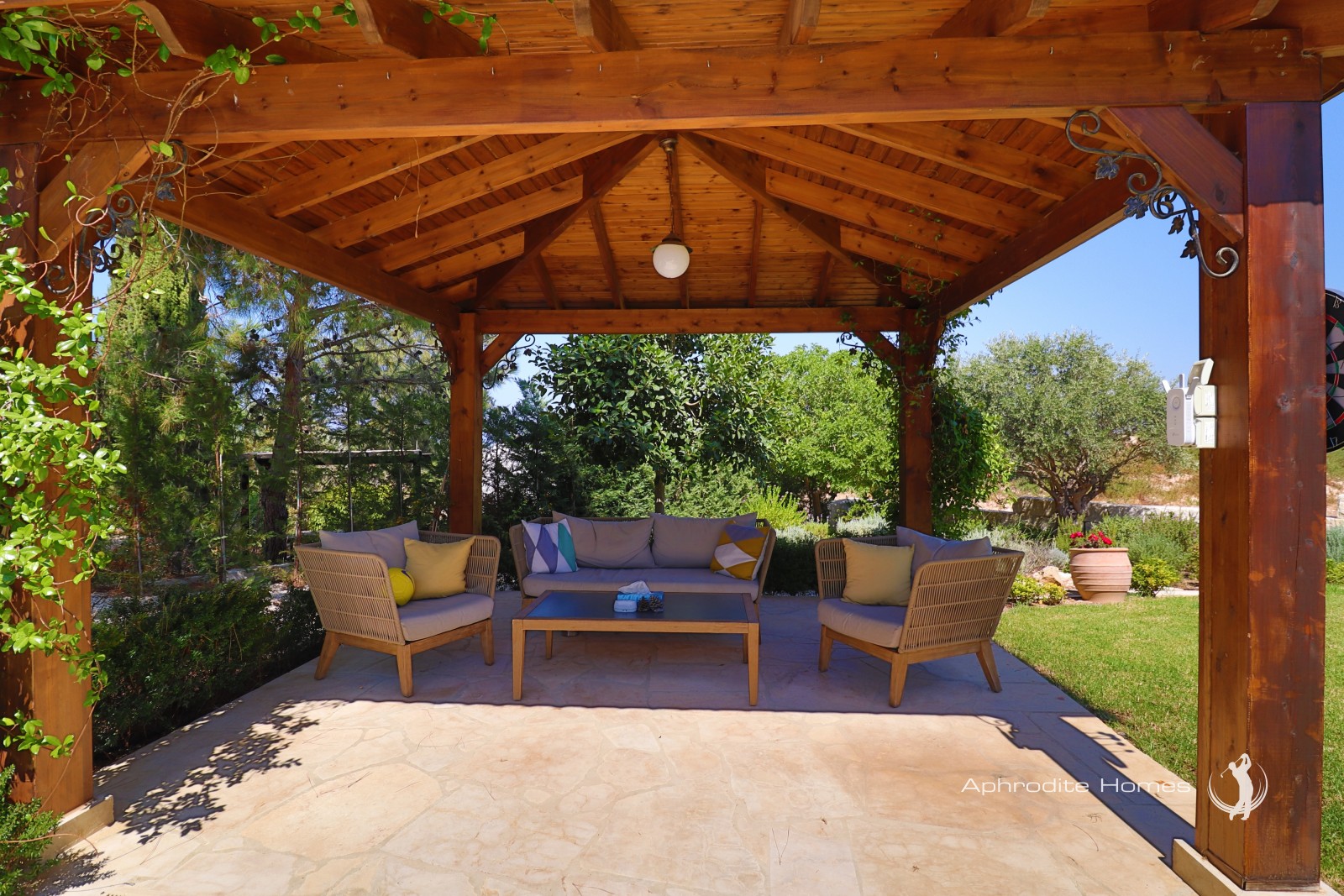 Villa For Sale  in  Aphrodite Hills